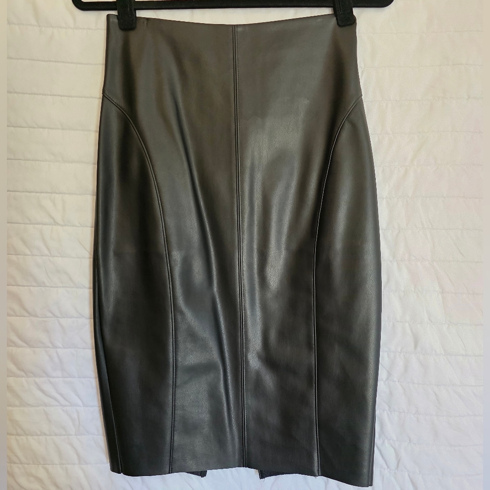 Express Black Knee-Length Vegan Leather Pencil Skirt